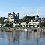 Op Eiland In De Loire 펜션 *